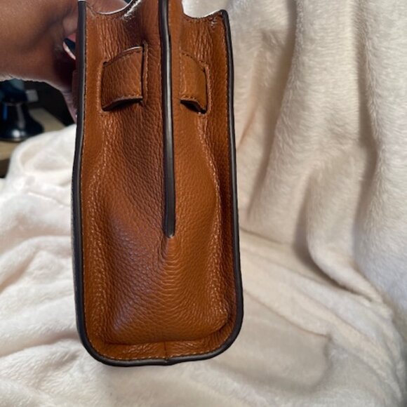 MICHAEL KORS, NWT HAMILTON CROSSBODY BAG - Picture 7 of 9